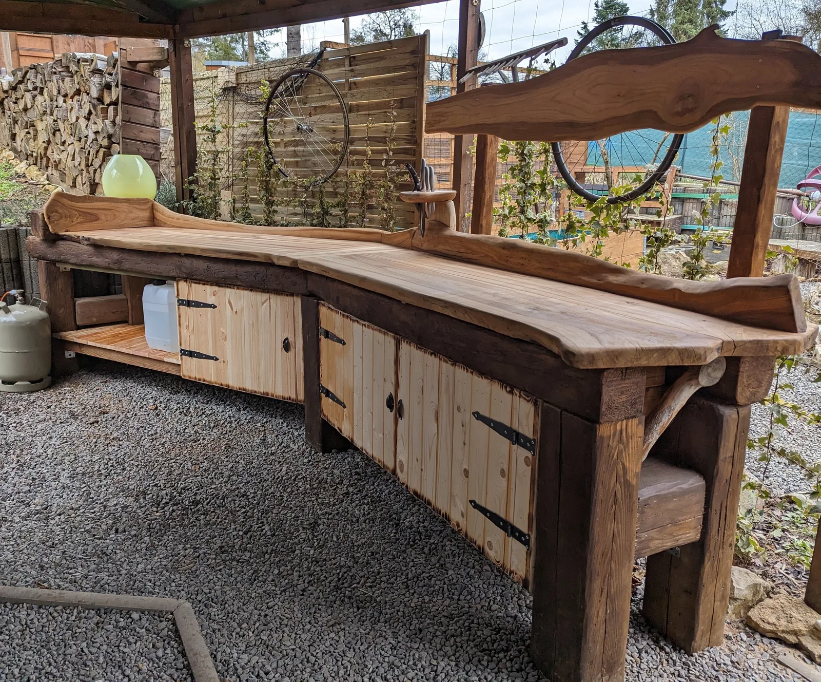 Individuelle Holz-Designs aus eigener Werkstatt – Projektbild 8