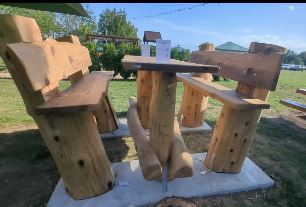 Individuelle Holz-Designs aus eigener Werkstatt – Projektbild 14
