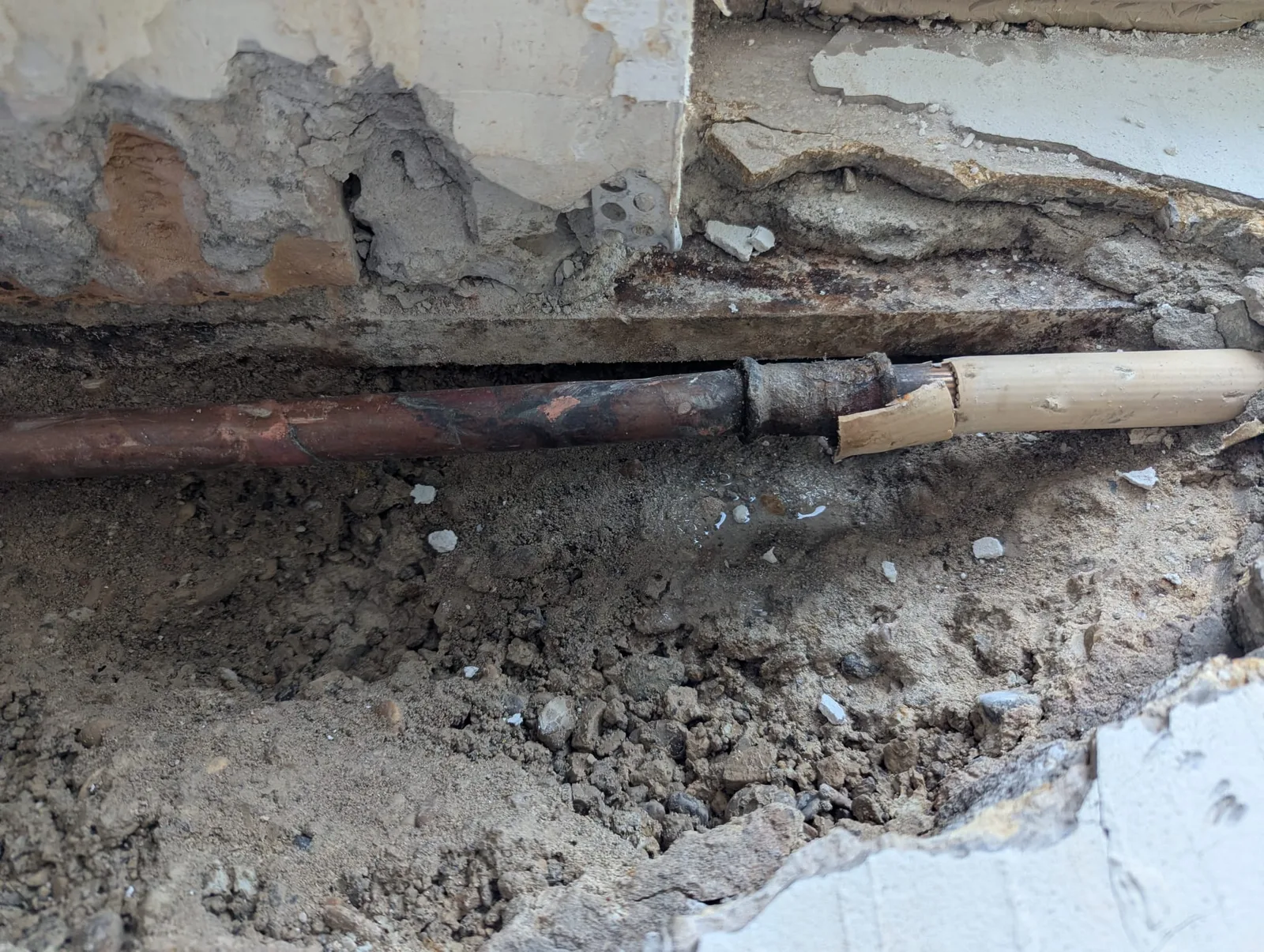 Wasserschaden Küche – Leckortung bis in die Wohnung darunter